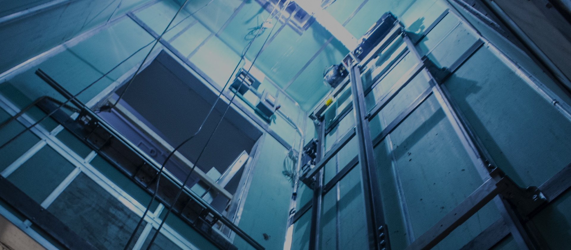 Továreň na diely pre výťahy Ningbo Yinzhou Fukangda.